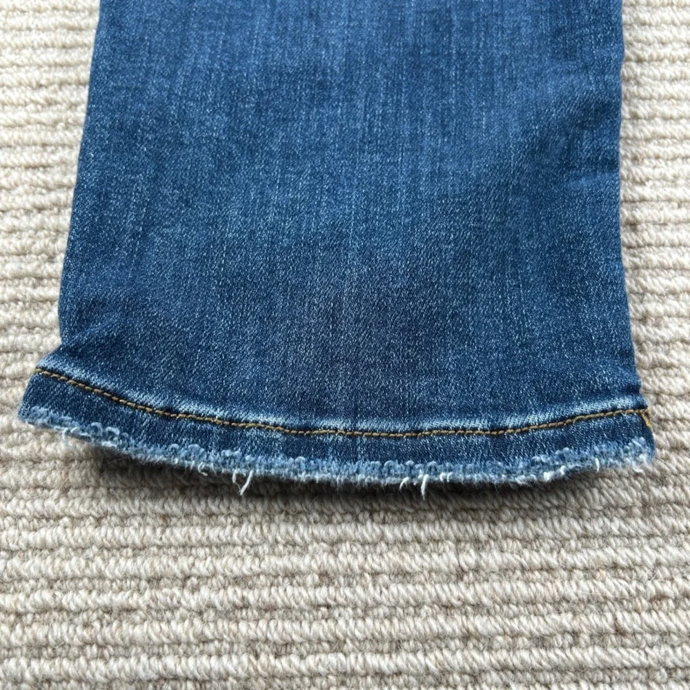 Judy Blue Boyfriend Slim Fit Jeans Womens 11/30-32 Distressed Boho Grunge Street